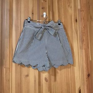H & M High Waisted Scalloped Shorts